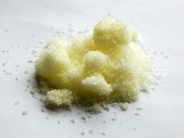 Representative photograph of Aluminum chloride hexahydrate sample (CAS 7784-13-6)