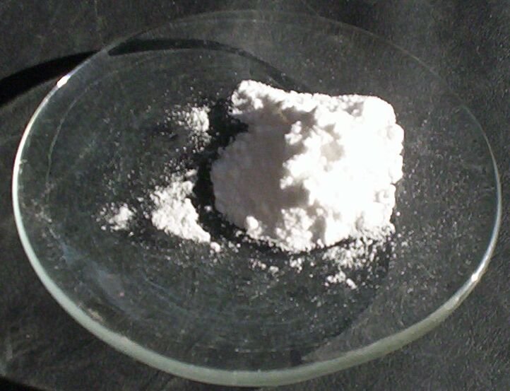 Representative photograph of Lithium carbonate sample (CAS 554-13-2)