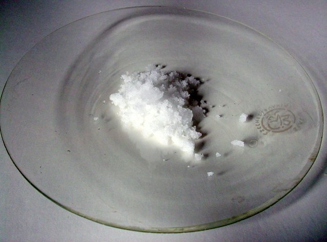 Representative photograph of Ammonium persulfate sample (CAS 7727-54-0)