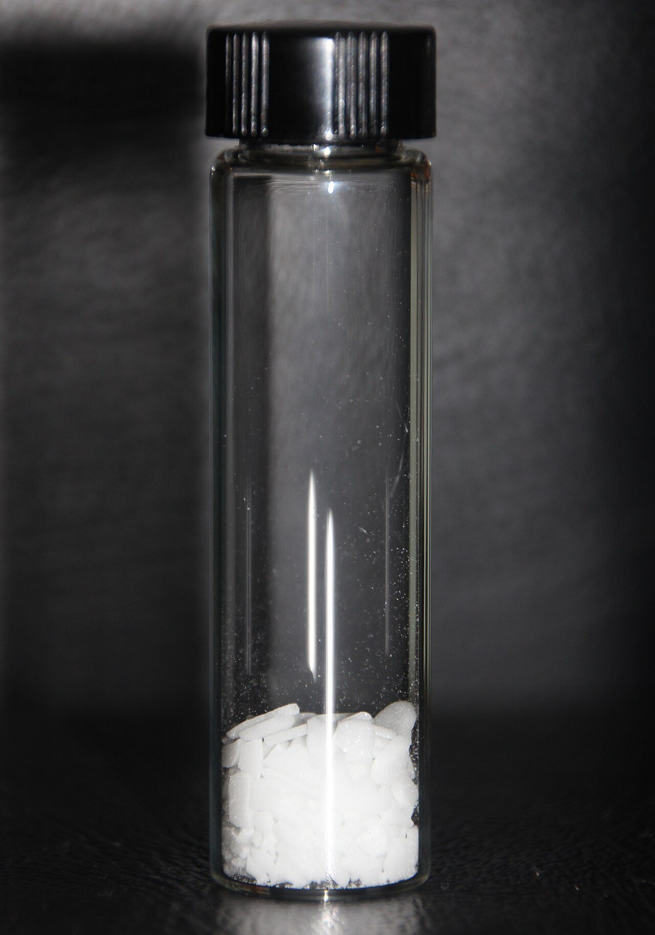 Representative photograph of Triphenylphosphine sample (CAS 603-35-0)