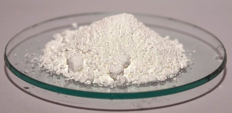 Representative photograph of Zinc oxide sample (CAS 1314-13-2)